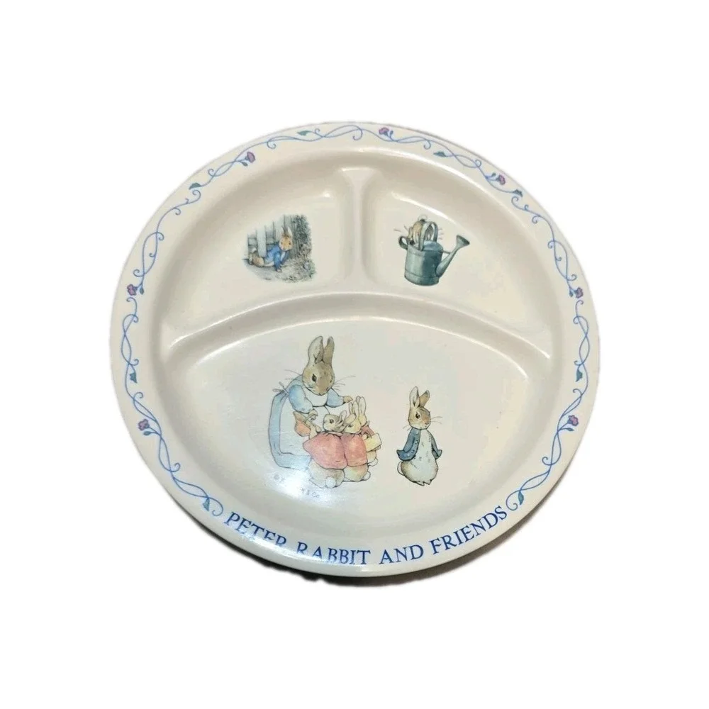 Vintage Peter Rabbit Plate "Peter Rabbit and Friends" - Picture 1 of 3